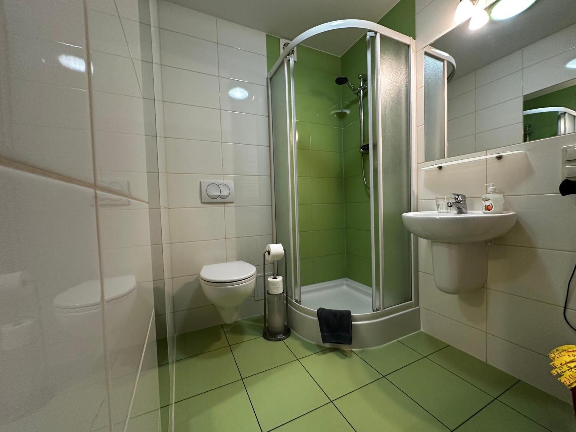 Kompleks Apartament-Serwis Краков Экстерьер фото