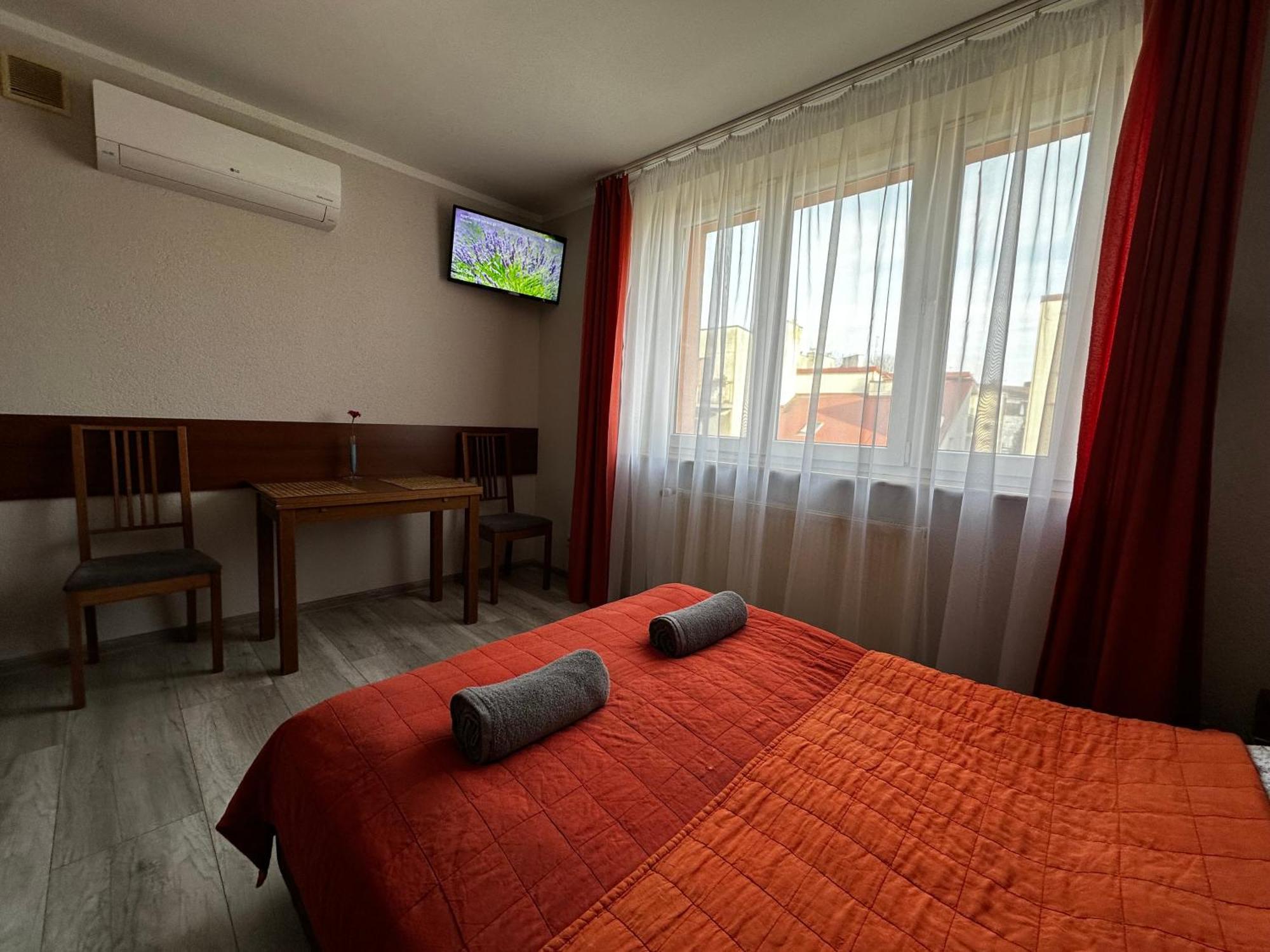 Kompleks Apartament-Serwis Краков Экстерьер фото